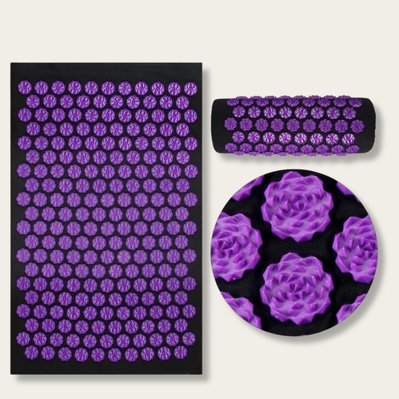 Zoom sur les picots lotus violets du tapis de champ de fleurs pour acupression efficace