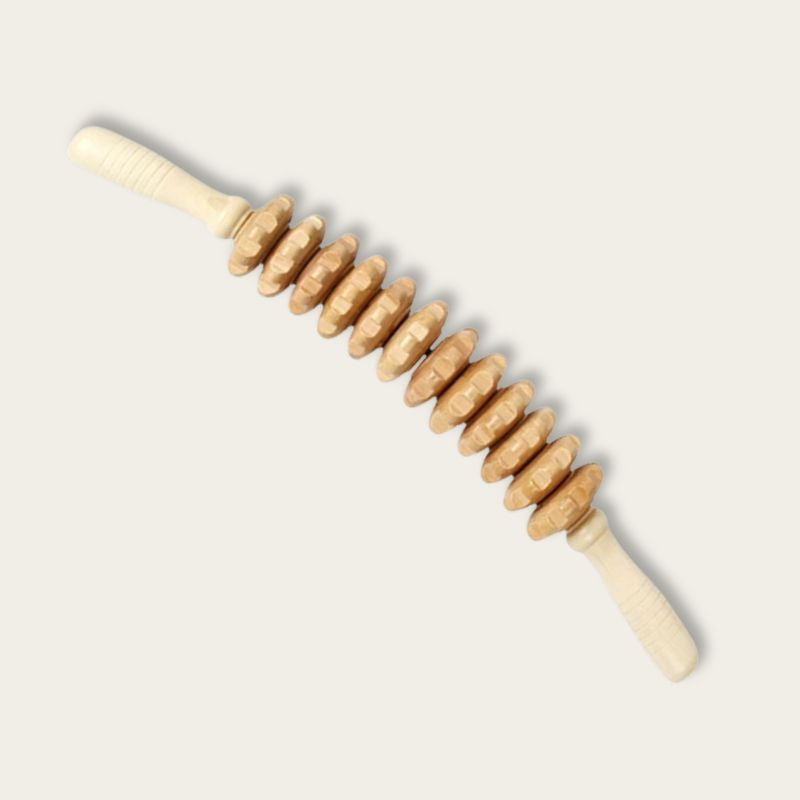 Rouleau de Massage en Bois Anti Cellulite vu de dessus, sur fond neutre, montrant les 12 roues