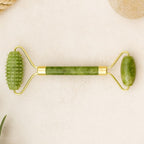 Rouleau double embout jade avec côté lisse et côté à picots pour soin visage