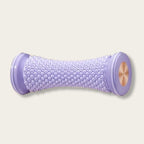 Rouleau de massage pied violet avec picots en relief pour stimulation plantaire